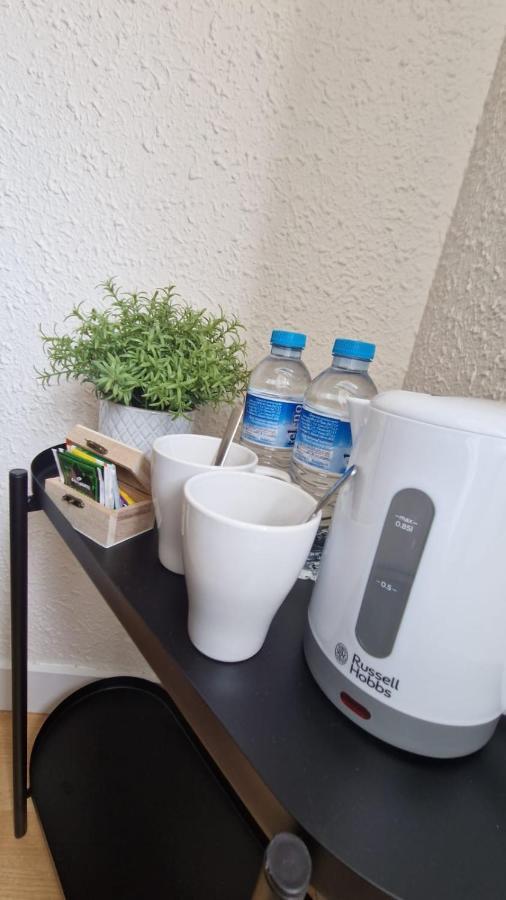 Barcelona Pr Guesthouse El Prat de Llobregat Room photo